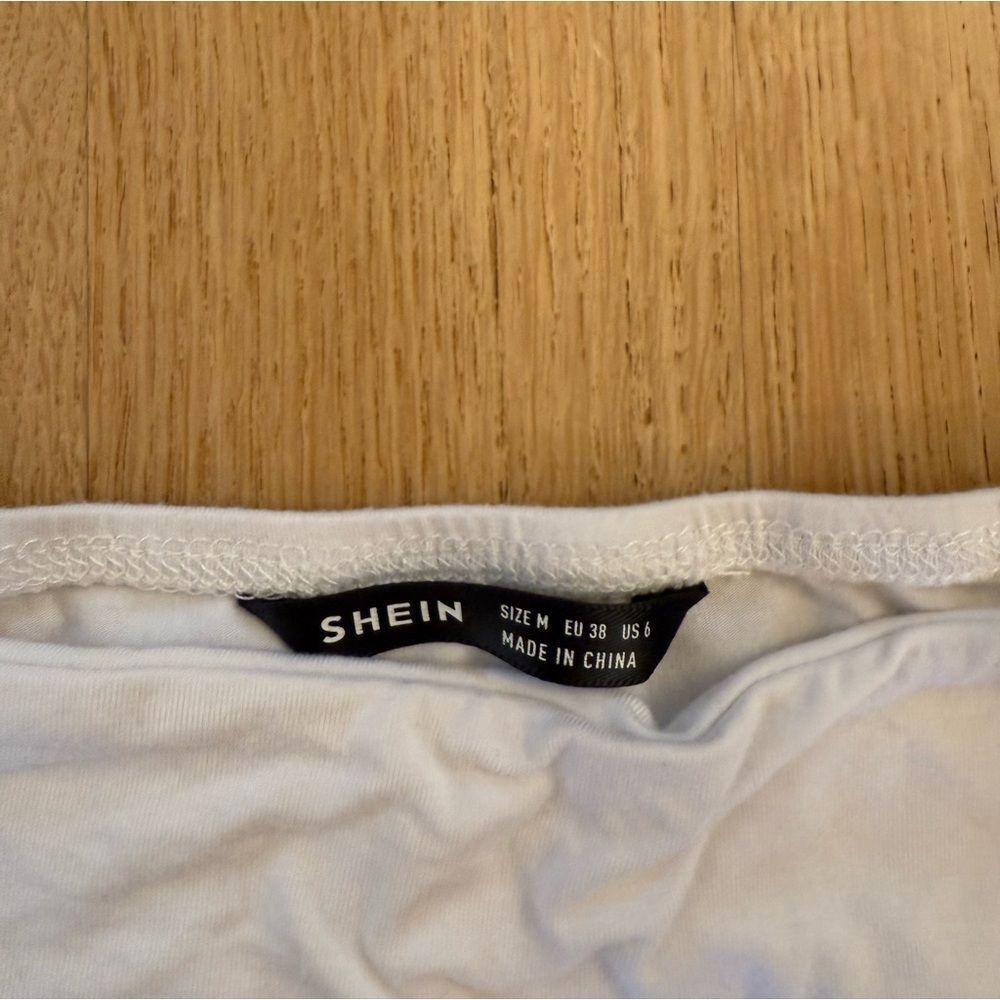 SHEIN White Off-Shoulder Crop Top - Picture 3 of 4
